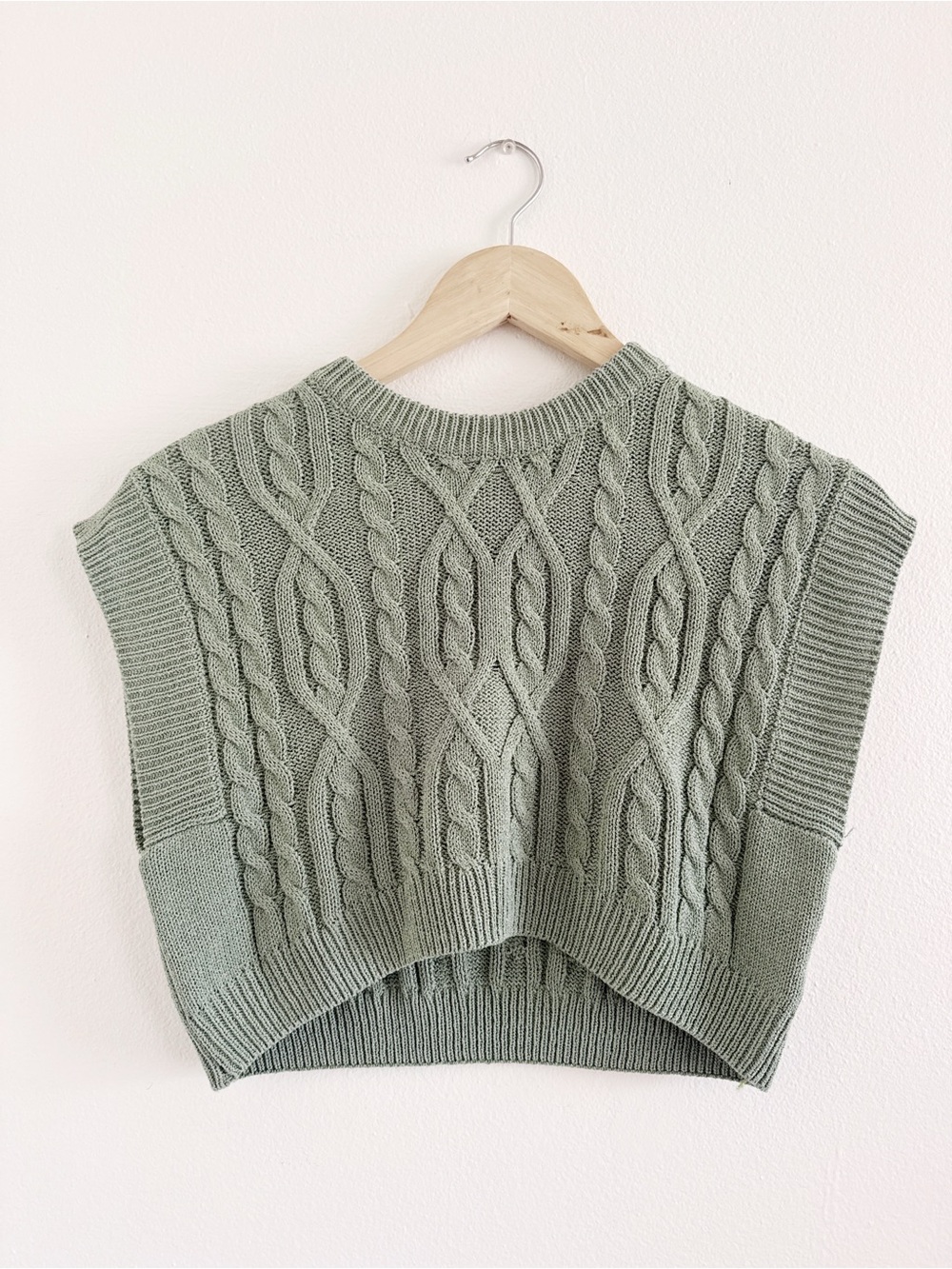 Mimosa Cropped Cable Knit Sweater Vest in Sage Green Small